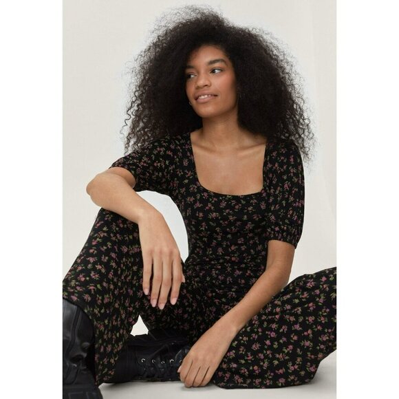 NastyGal Floral Print Square Neck Fitted Jumpsuit - Picture 2 of 12